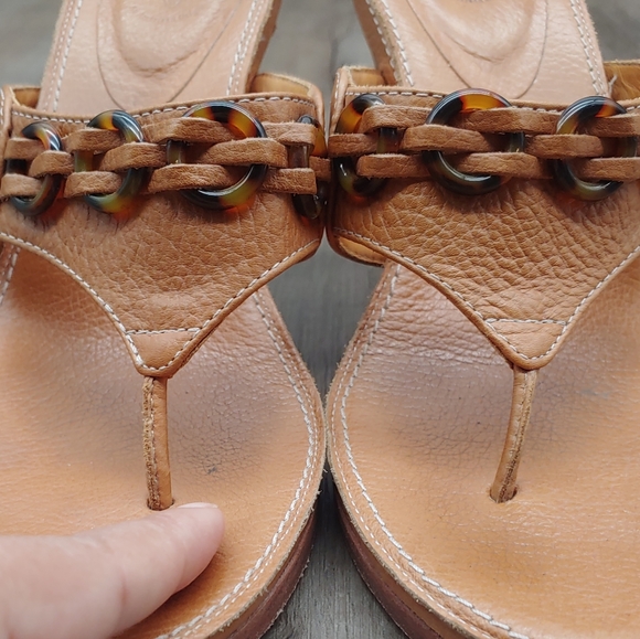 Frye Sandals Womens High Heel T Strap Open Toe Platform Wood Brown - Picture 5 of 8